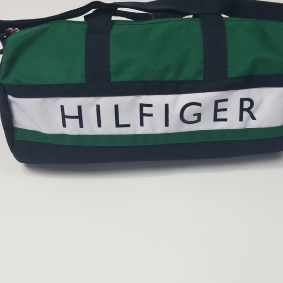 Tommy Hilfiger Duffle/Gym Bag - Picture 2 of 6